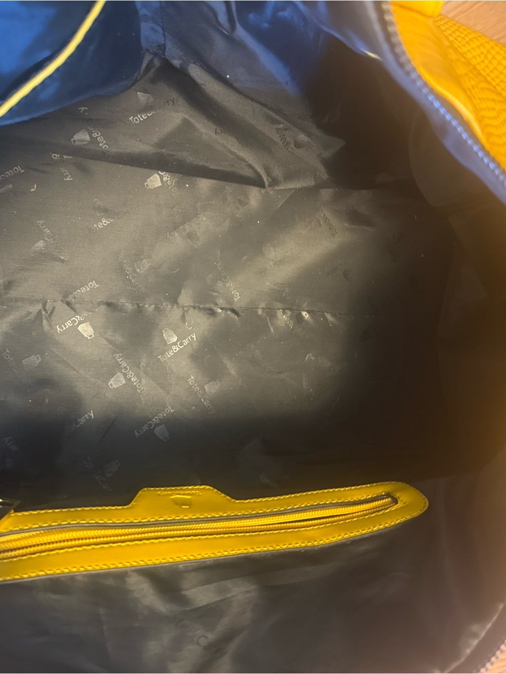 Tote & Carry Mustard Apollo Travel Set - Picture 12 of 15